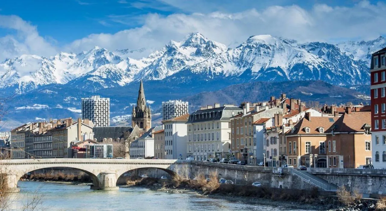 Le Bourget - petit studio - Grenoble 0*,  France